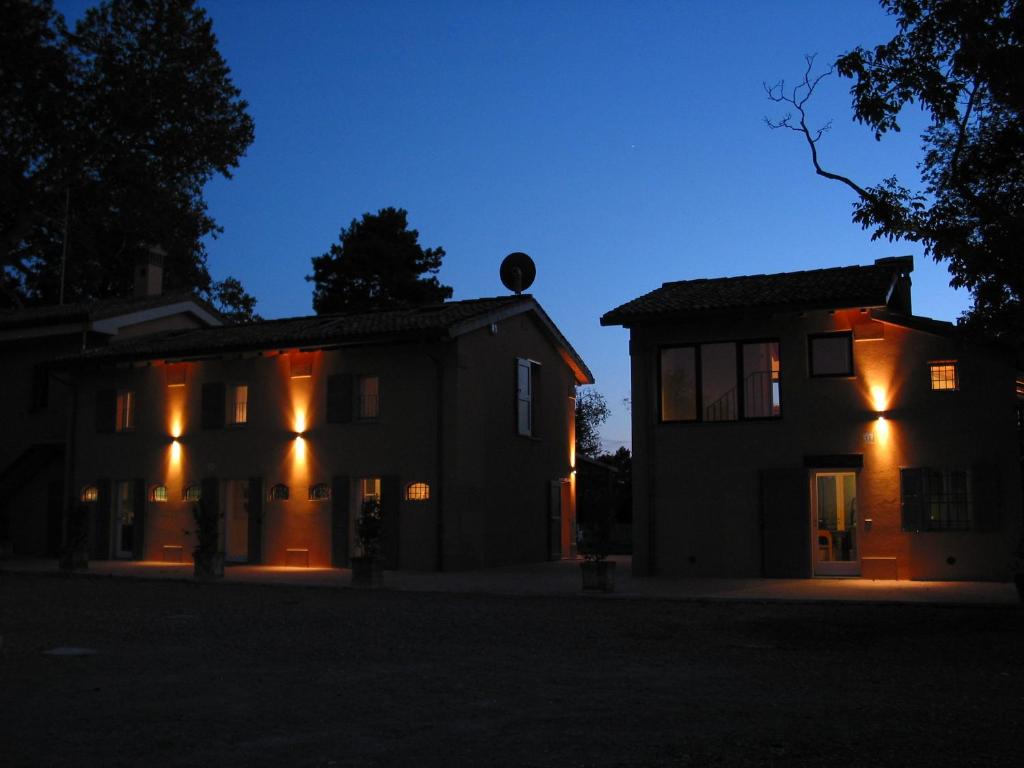 Fienile FICO Fiera - Appartement - Gesplitst Niveau