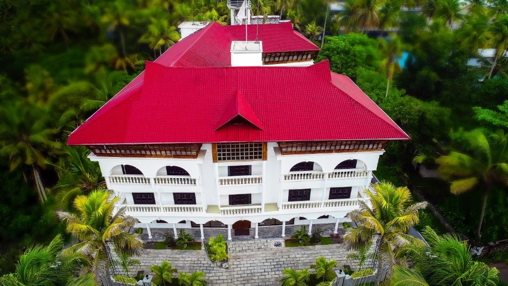 El edificio en el que está el hotel