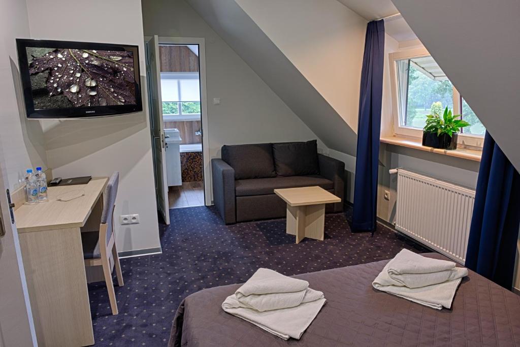 Hotel Podjadek - Double Room With Garden View