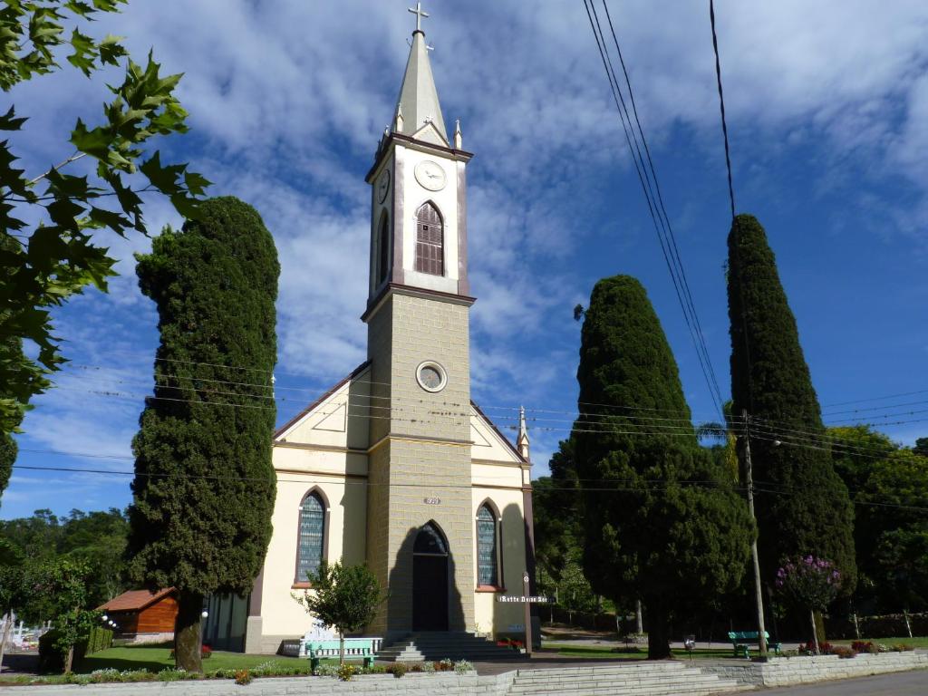  Pousada Pinhal Alto