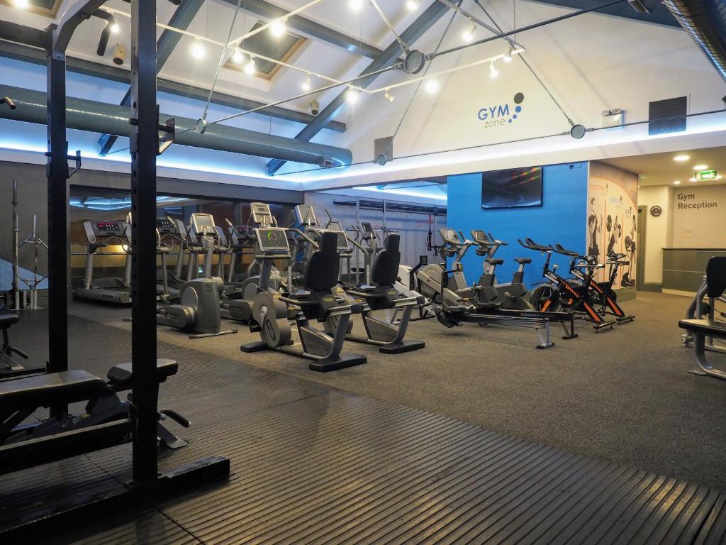 Fitness centrum a/nebo fitness zařízení v ubytování Tullamore Court Hotel