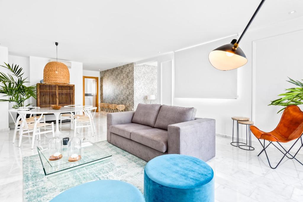 Posedenie v ubytovaní iloftmalaga Deluxe Alameda Principal