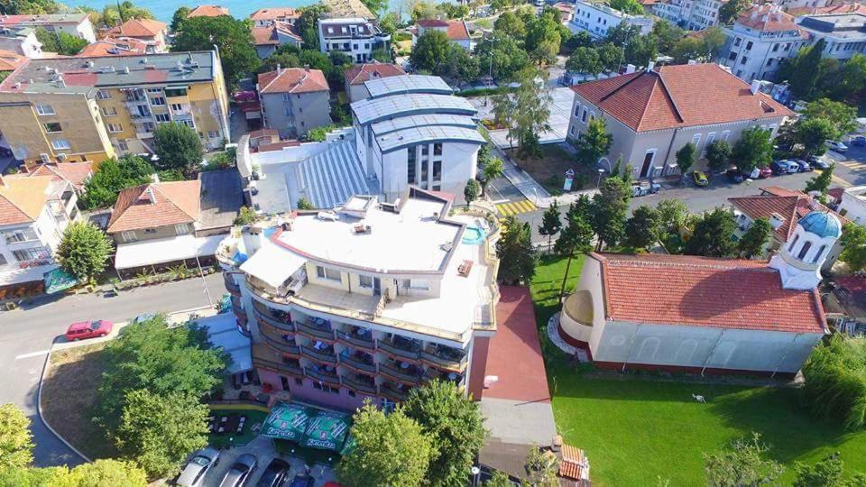 Afbeelding uit fotogalerij van Family Hotel Diana in Tsarevo