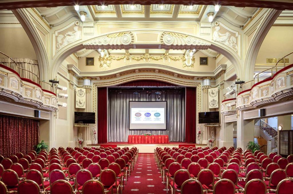 Ambassador Zlata Husa - Resim 39