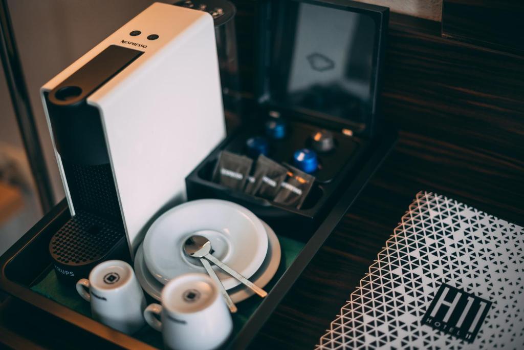 BOUTIQUE HOTEL11 with rooftop SPA - Resim 24