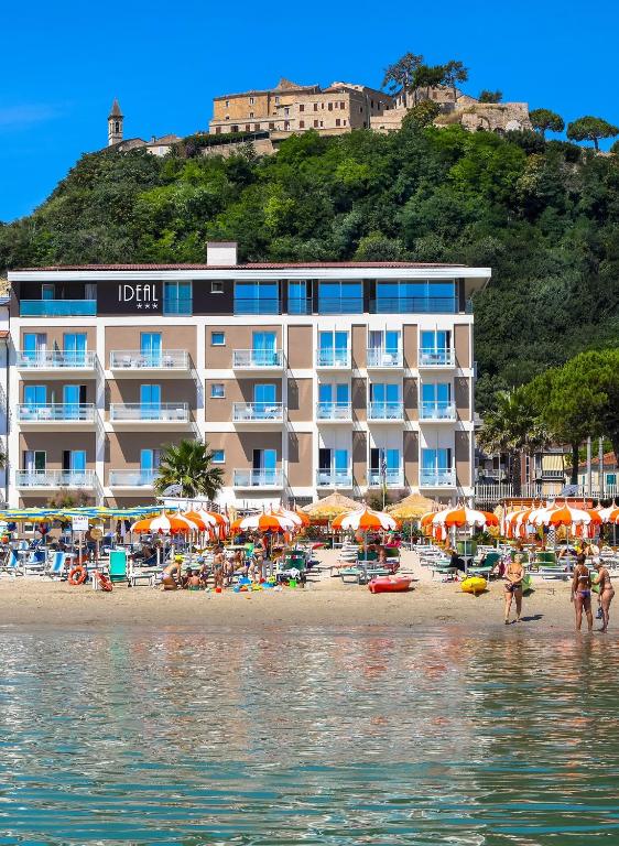 Kép Hotel Ideal szállásáról Cupra Marittimában a galériában