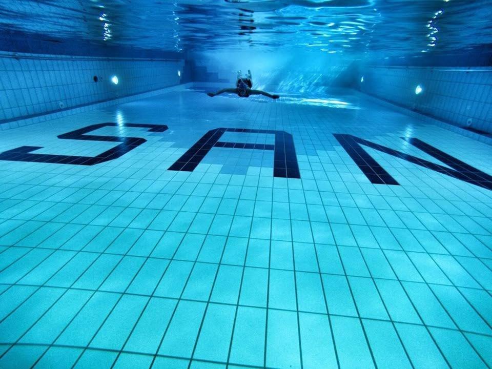 Bazén v ubytování San Medical Spa nebo v jeho okolí