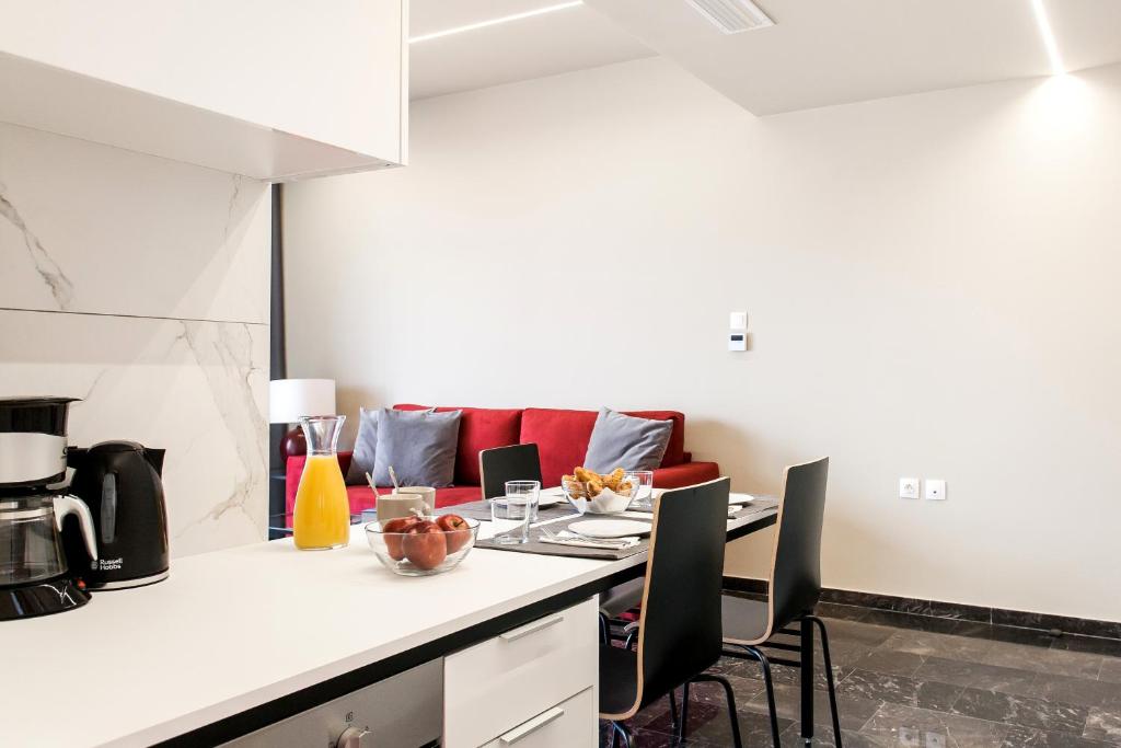 Greece U Around Athens Thissio Suites - 19