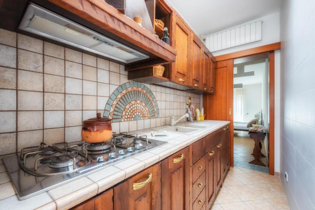 Kuchyň nebo kuchyňský kout v ubytování B&B Li Tarici