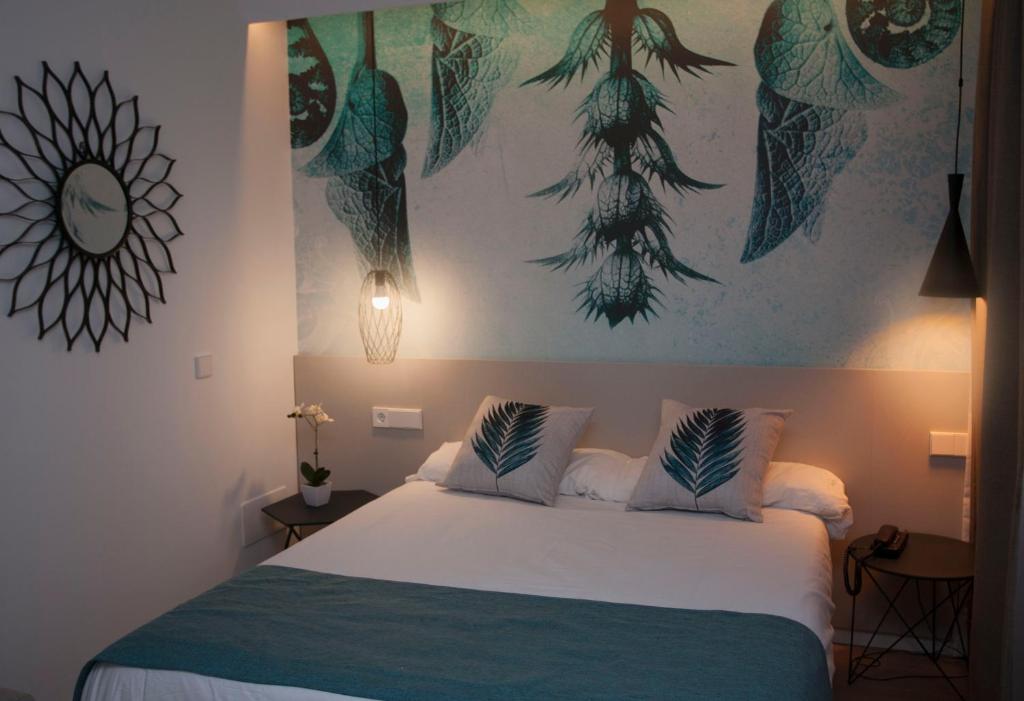 Hotel Torá - Large Single Room