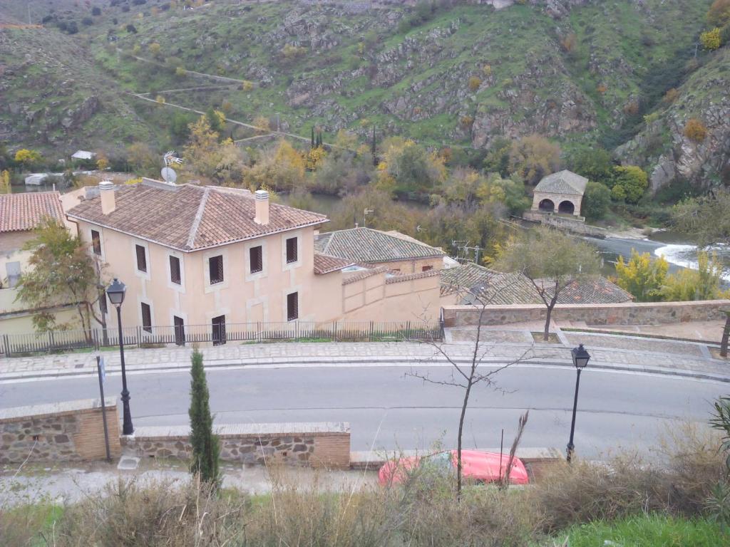 Toledo Magico - One-Bedroom House