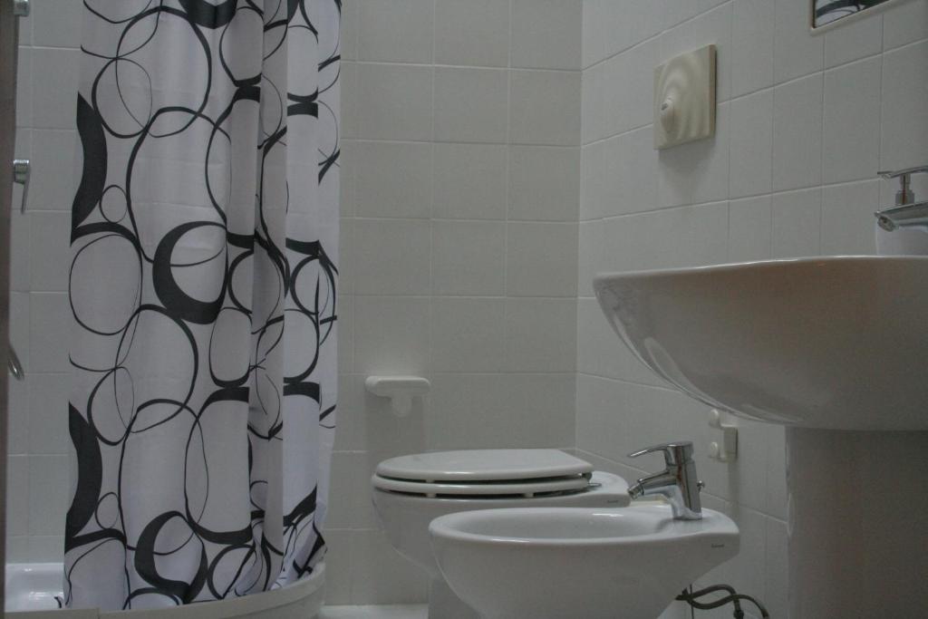 Urban Oasis Hostel - 17