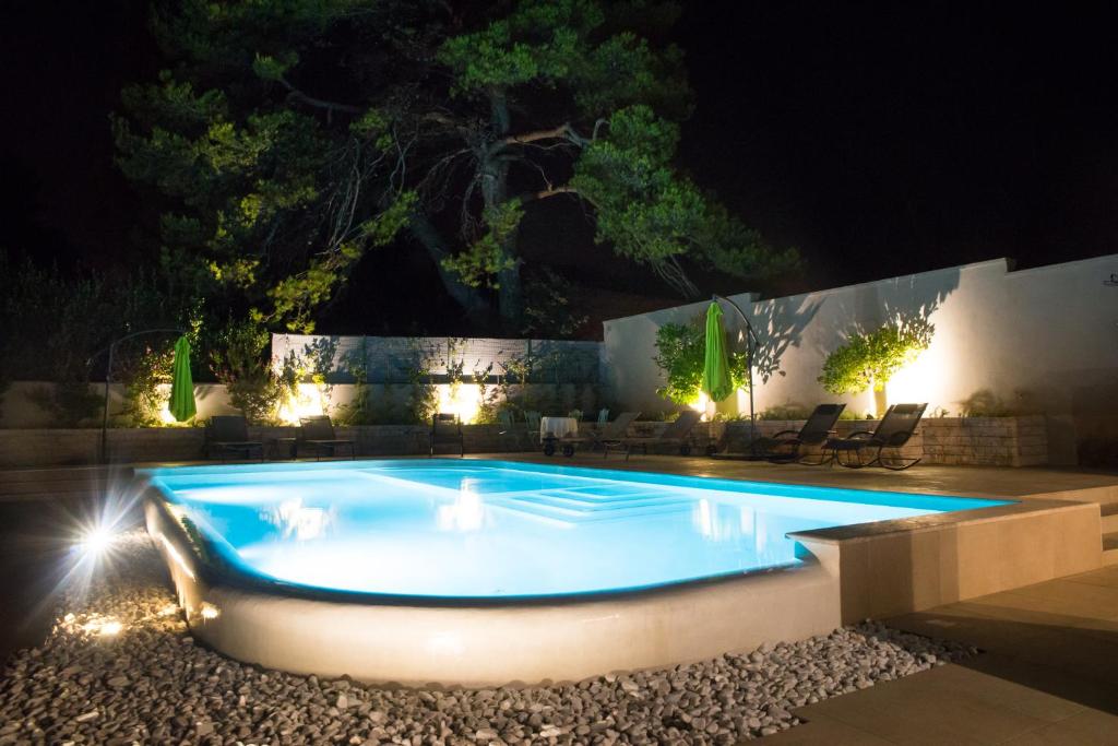 Zdjęcie z galerii obiektu Beautiful Villa Julia, south Istria, garden, pool w mieście Ližnjan