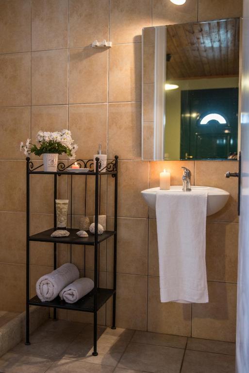 Kúpeľňa v ubytovaní Iliana Villas