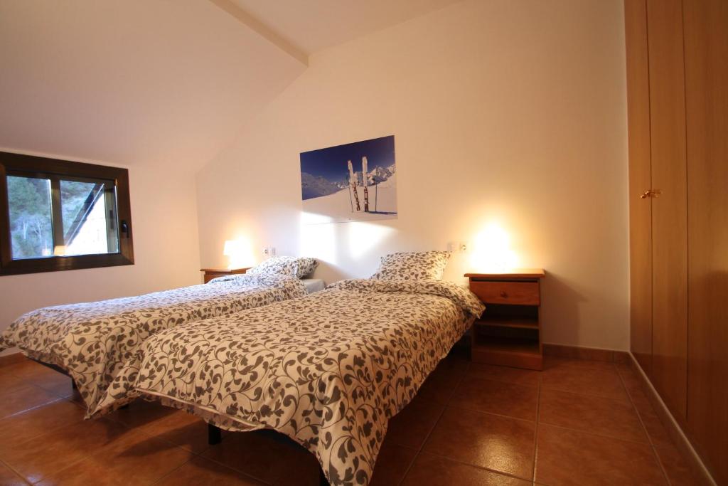 Postel nebo postele na pokoji v ubytování Pont de Toneta 6,1 Atico Duplex, Ransol, Zona Grandvalira