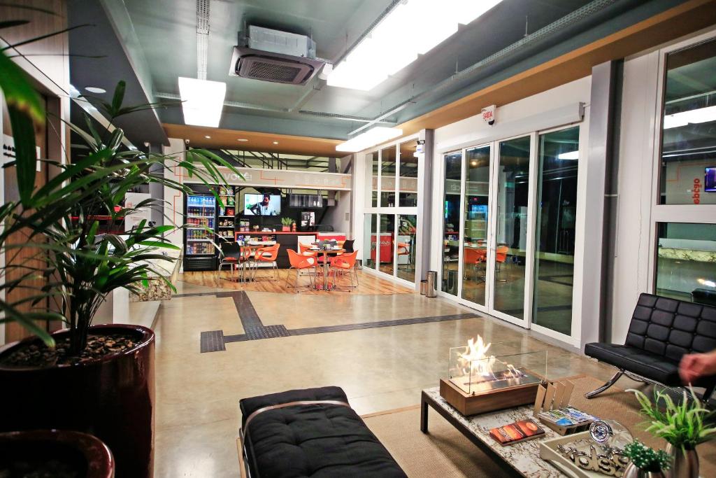  Hotel Pressi