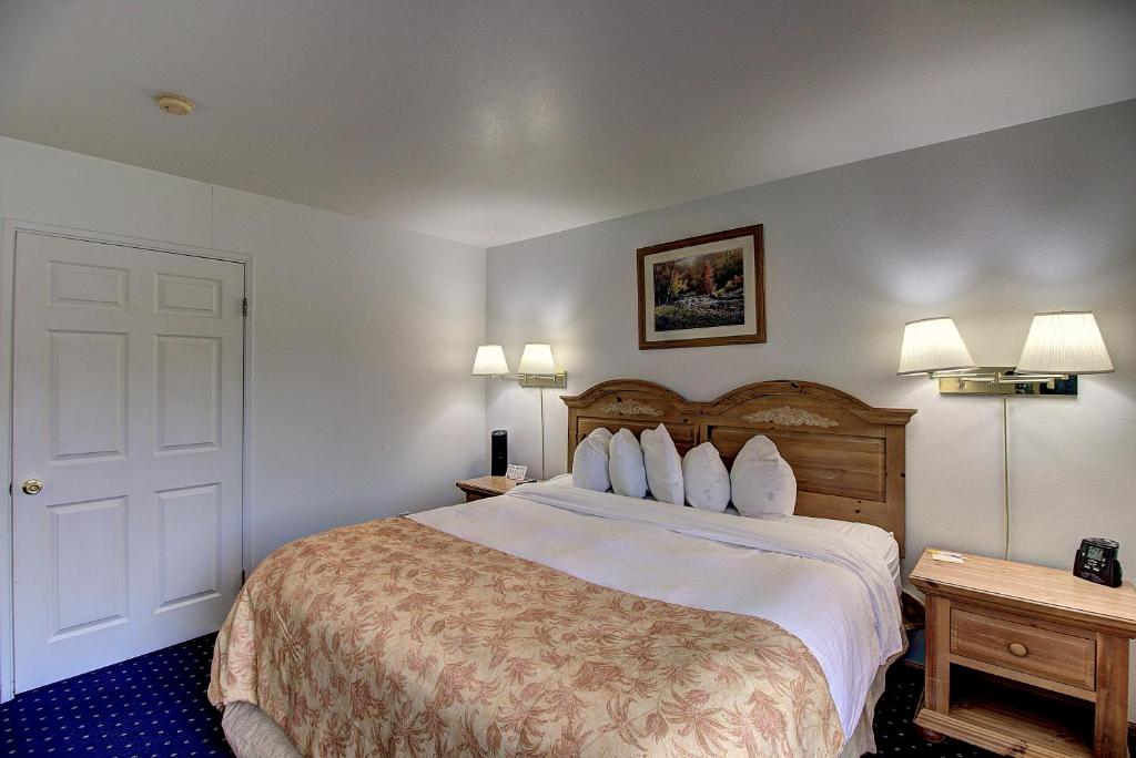 Days Inn & Suites by Wyndham Lolo - Queen Room - Amigable Para Mascotas/no Fumar