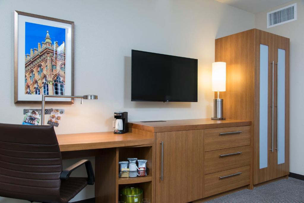 Hyatt Place Sarasota/Lakewood Ranch photo