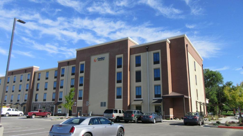 Comfort Inn & Suites Boise Airport photo