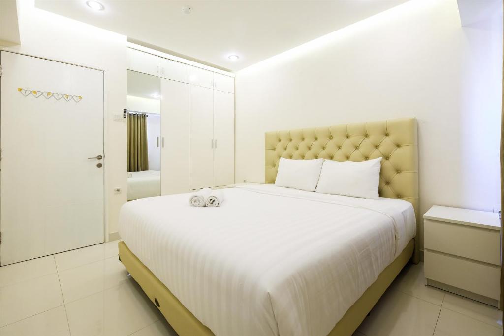 1BR The Wave Kuningan Apartment near Kota Kasablanka By Travelio - Housity
