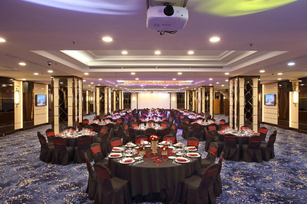 Restoran atau tempat lain untuk makan di Corus KLCC