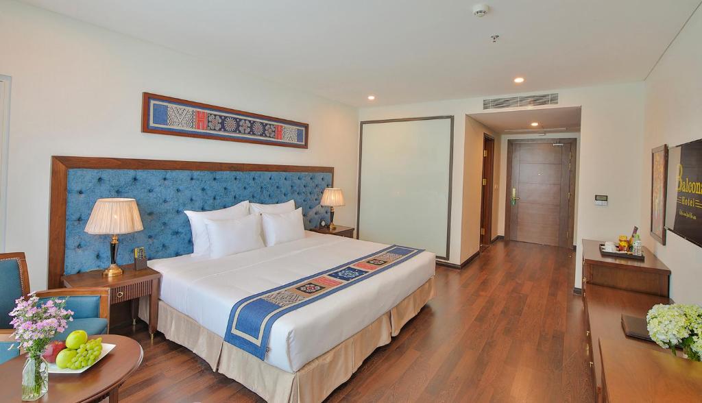 Phòng Deluxe Giường Đôi Với Ban Công Và Tầm Nhìn Ra Một Phía Biển