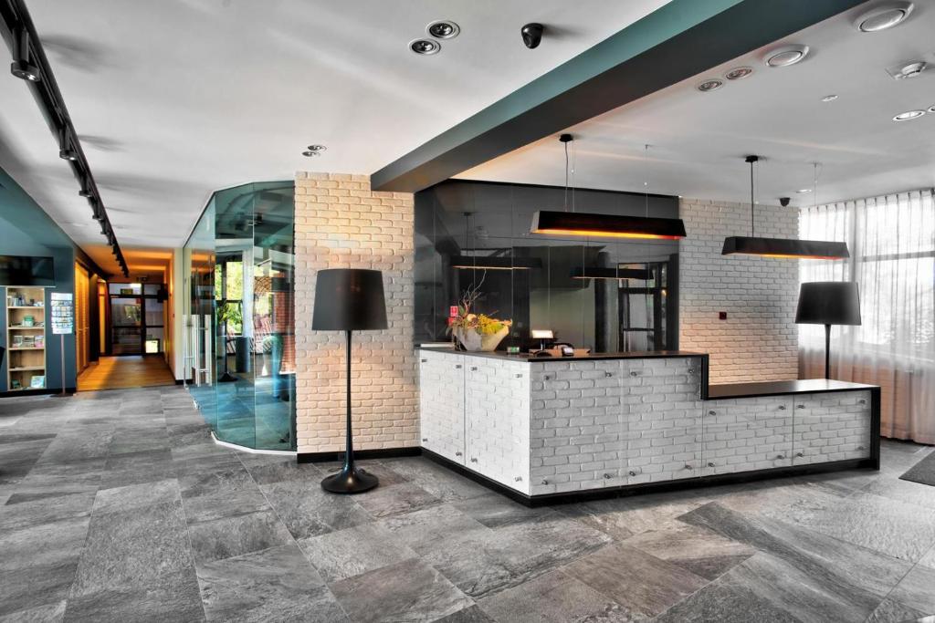 Kuchyňa alebo kuchynka v ubytovaní Hotel Wojciech