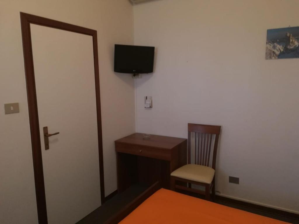 TV a/nebo společenská místnost v ubytování Hotel Tuscolano