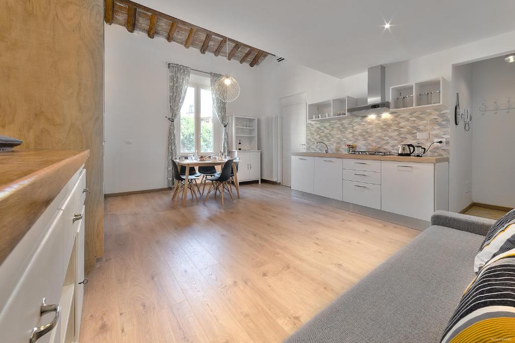 Kuchyňa alebo kuchynka v ubytovaní Sarpi Loft Florence