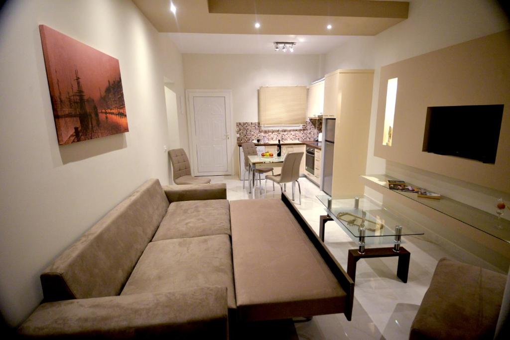 Telewizja i/lub zestaw kina domowego w obiekcie Stefanos Resort