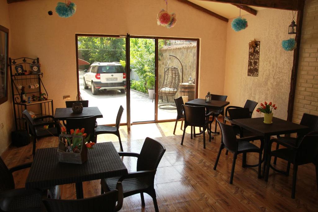 Restaurace v ubytování Guest House Elene