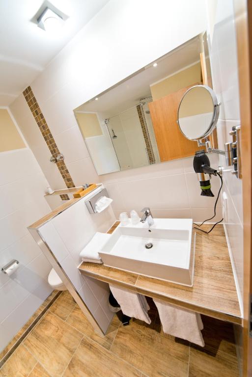 Koupelna v ubytování C-YOU Hotel Chemnitz