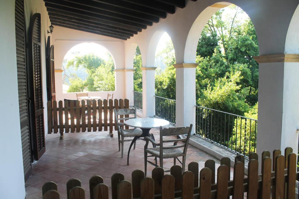 A balcony or terrace at Hostal Rural Mas Blanc