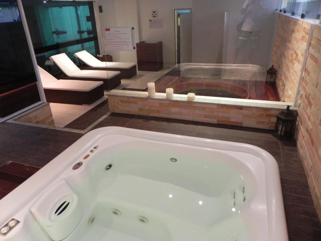  Apt. Cond. Barra Bali