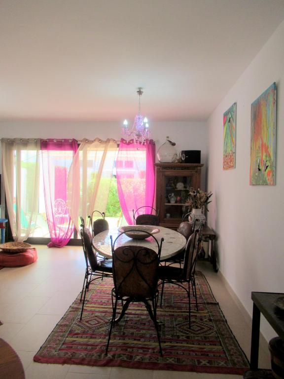 Posedenie v ubytovaní Single room in private house el rompido