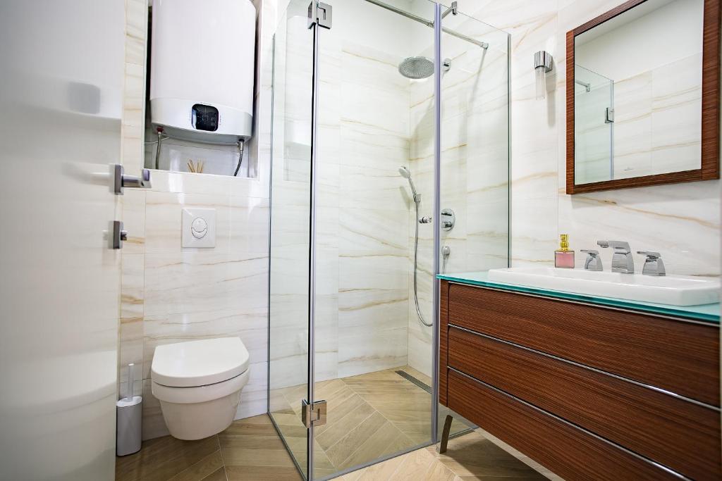 Koupelna v ubytování Best4Stay Luxury Rooms