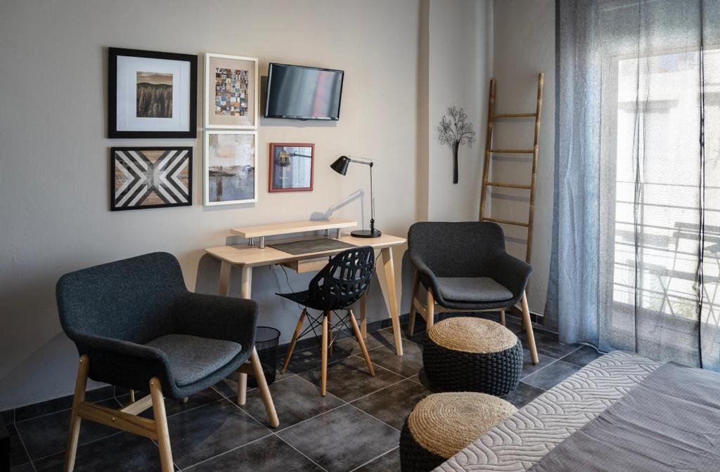 Posezení v ubytování Yasemi Superb Two Floor Apartment