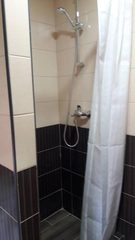 Koupelna v ubytování Apartmani Prisoje
