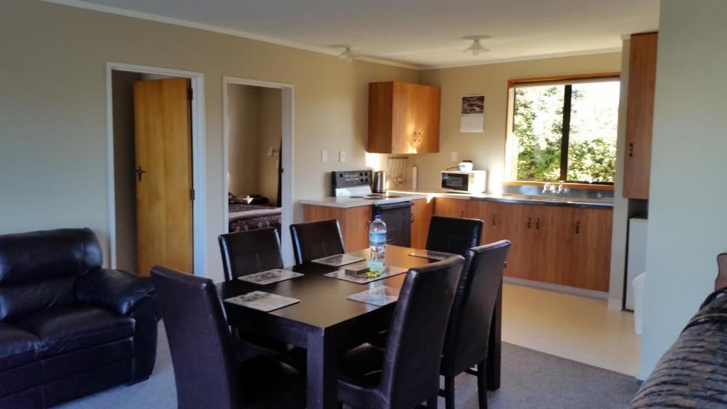 Kuchyň nebo kuchyňský kout v ubytování Moeraki Boulders Motel