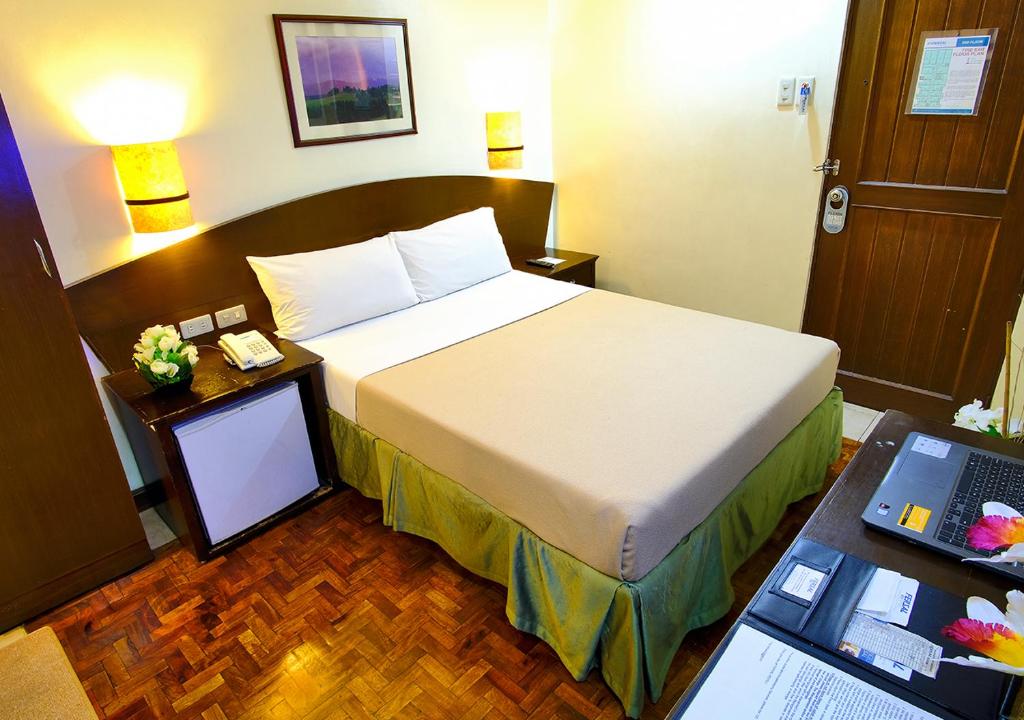 Fersal Hotel - Manila - Camera Deluxe Queen