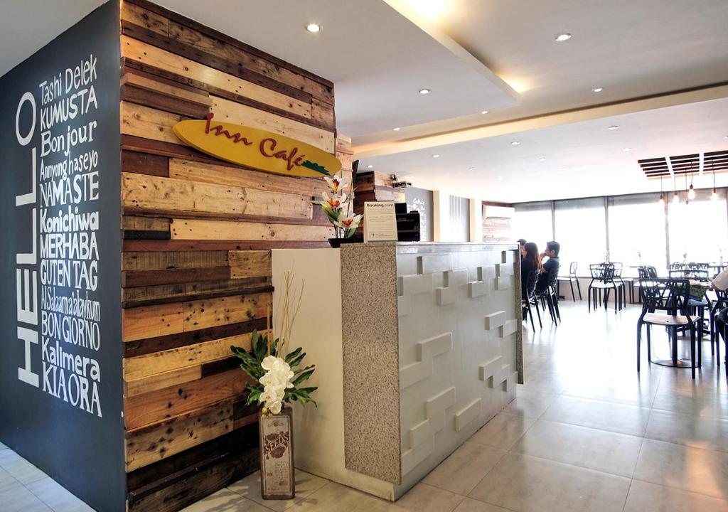 Restaurace v ubytování Fersal Hotel - P. Tuazon Cubao