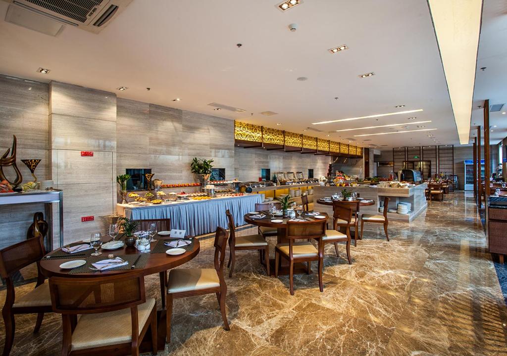 Restaurace v ubytování Fliport Garden Hotel Wuyishan
