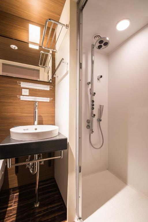 Gallery image of this property