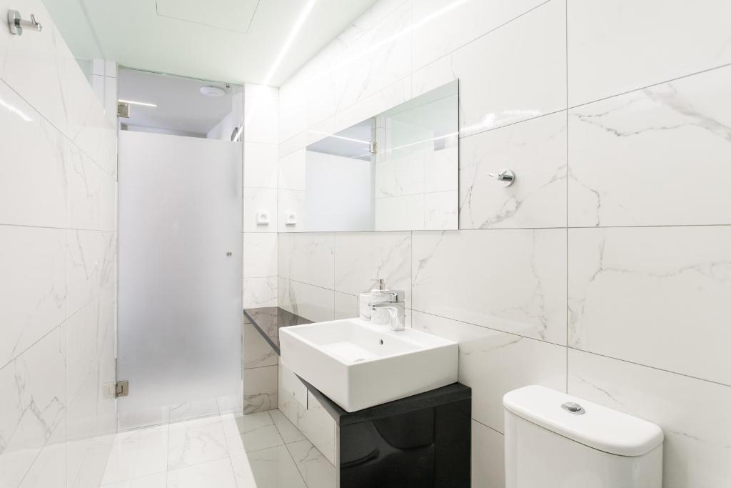 Greece U Around Athens Thissio Suites - 12