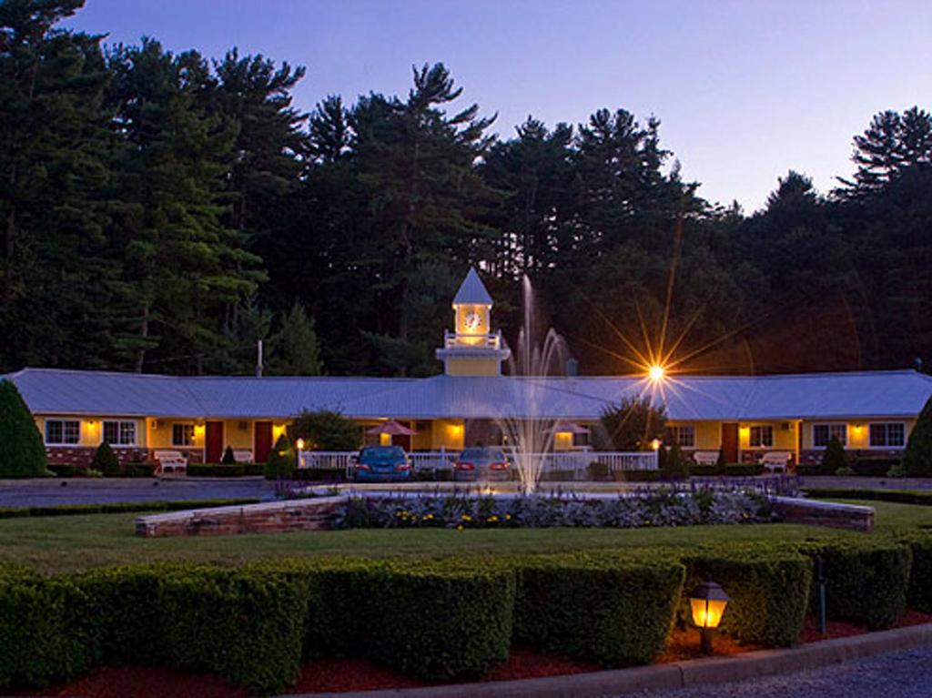 Zahrada ubytování Colonel Williams Resort and Suites