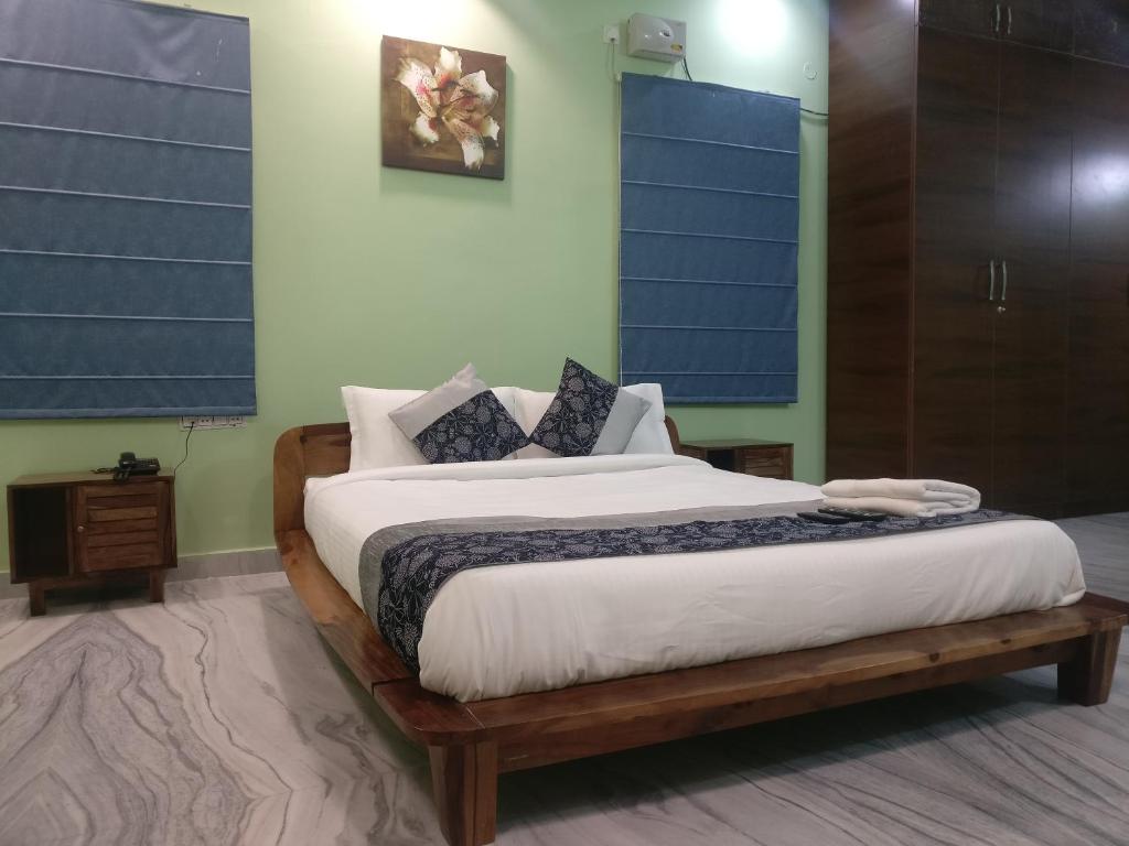 Gallery image of Misty Lake Guest House in Hyderabad