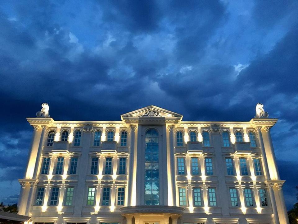 Fotografie z fotogalerie ubytování Hotel Britania v destinaci Tirana