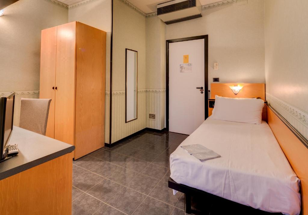Hotel San Donato - Bologna centro - Resim 32