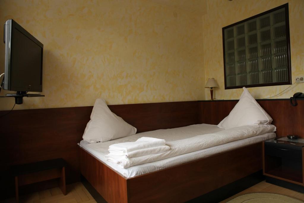 Hotel Central - Superior Single Room