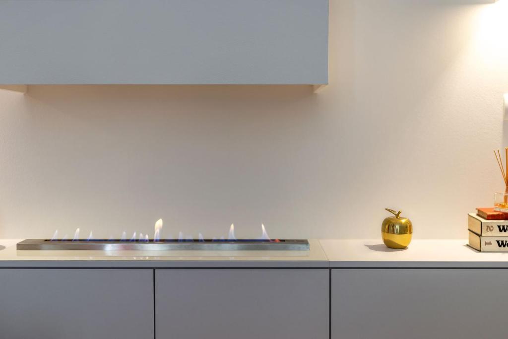 Kuchyňa alebo kuchynka v ubytovaní Erkel Boutique Apartment–Chic flat by Market Hall
